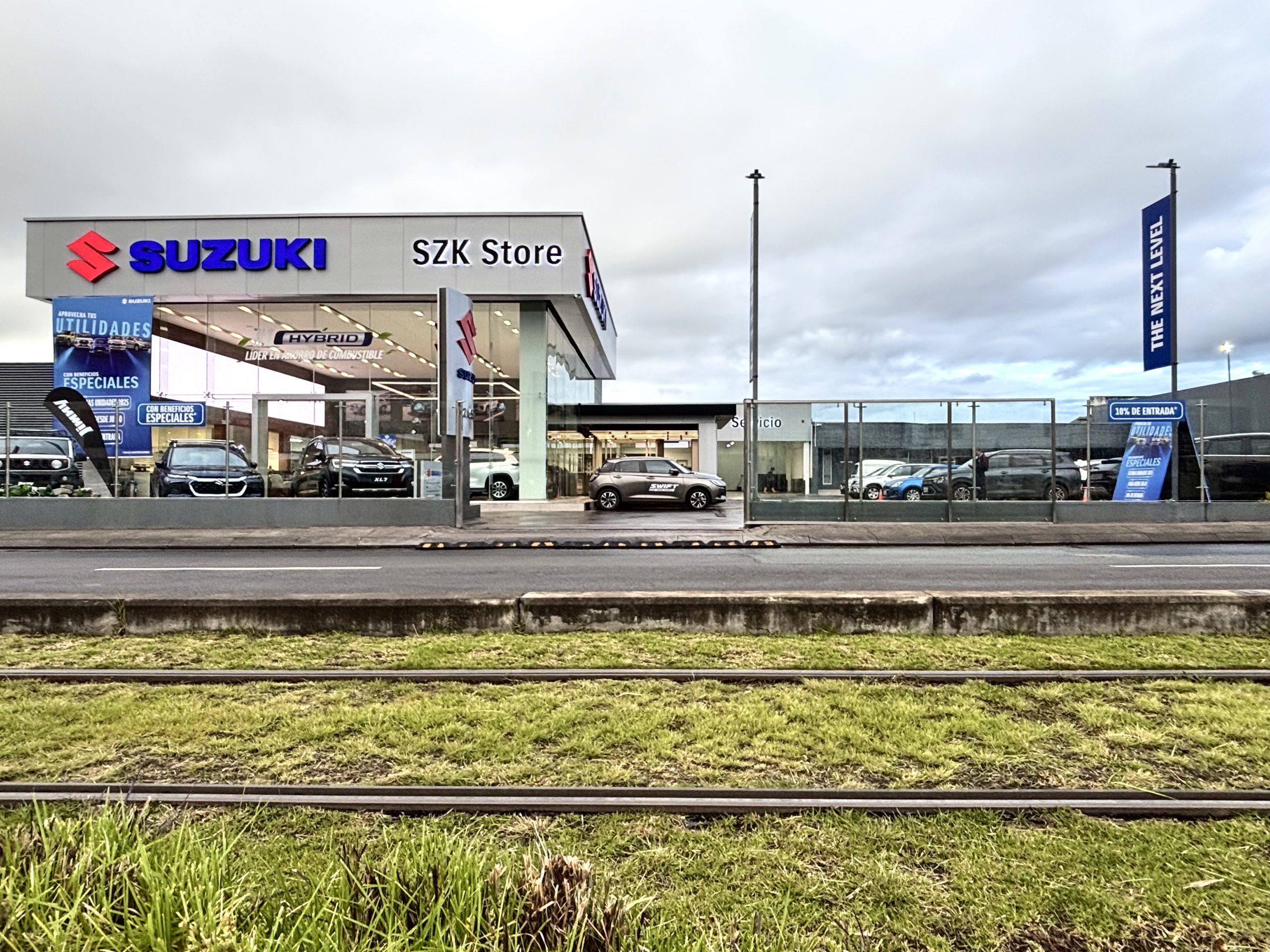 szk store cuenca miranda arquitectura